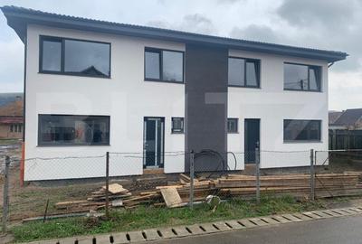Duplex cu 4 camere, incalzire in pardoseala, panouri fotovoltaice, Gilau - 2