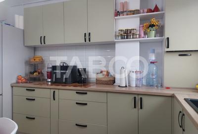 Apartament renovat 66 mp 3 camere 2 bai balcon pivnita Cisnadie - 14