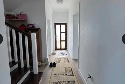 Casă cu 5 camere cu Teren 250 Mp în Săcălaz - 4