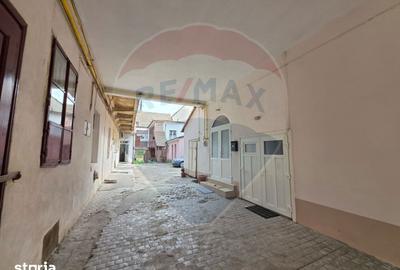 Apartament cu 3 camere în Central - 12