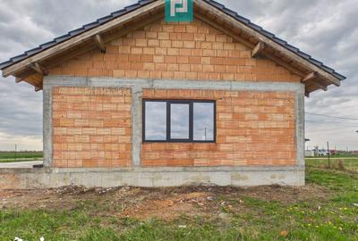 Casă cu 4 camere cu Teren 684 Mp în Zimandu Nou - 6