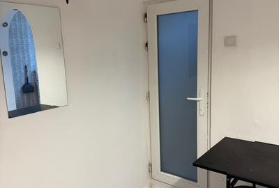 Garsonieră semidecomandată în Titan