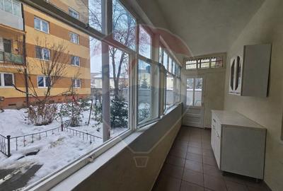 Apartament cu 4 camere de vânzare în zona Cetate -Comision  0% - 10