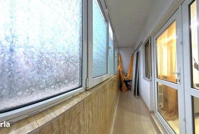 Apartament cu 3 camere decomandat în Berceni - 5