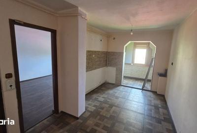 Apartament cu 2 camere decomandat în Țiglina 1