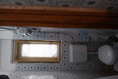 Inchiriez camera de camin cu baie proprie si convector pe gaz .900 chiria plus garan?ie - 2