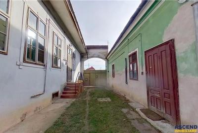 EXPLOREAZA VIRTUAL! In semnatura de patrimoniu, rezidential/ pensiune/ etc. Cent - 24