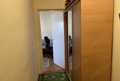 Proprietar inchiriez apt. 1 camera B-dul Coposu - 5