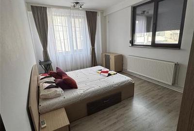 Apartament cu 2 camere decomandat în Apărătorii Patriei - 1