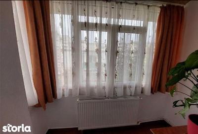 Apartament cu 3 camere semidecomandat, mobilat în Casa de Cultură - 2