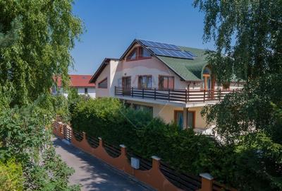 Casa / Vila -Spatiu Generos pentru Locuinta, Birouri sau Educationale - 10