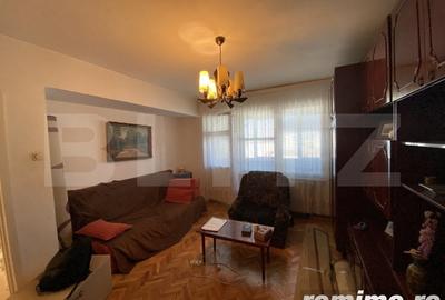 Apartament cu 3 camere decomandat în Porolissum - 2