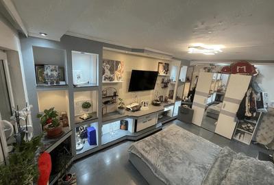 Apartament cu 3 camere decomandat, mobilat în Central - 2