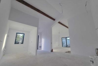 Casă cu 4 camere cu Teren 440 Mp în Ghiroda - 2