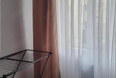 Apartament cu 2 camere semidecomandat în Petrișor - 1