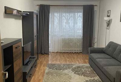 Apartament cu 3 camere decomandat în 1 Mai - 2