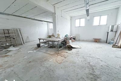 Spațiu comercial, de 2,272 mp, în Central - 9