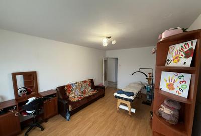 Apartament cu 3 camere decomandat, mobilat în Republicii - 2