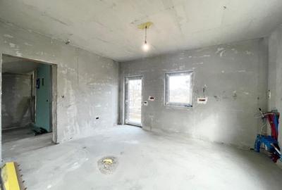 Duplex cu 4 camere cu Canalizare în Moșnița Veche - 5