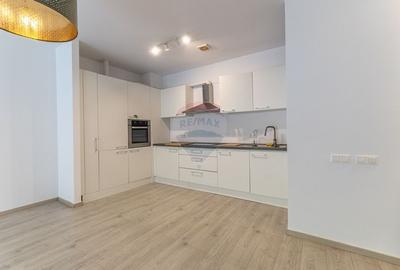 Apartament cu 4 camere de inchiriat Tampa Gardens Racadau etaj 10/12 - 14