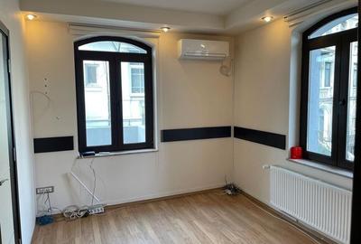 Piata Victoriei | Cladire de Birouri de vanzare - 6