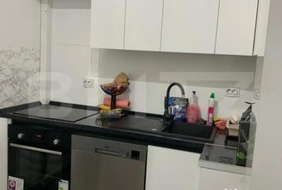 Apartament cu 3 camere decomandat în Teiu - 3
