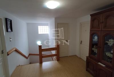 Casa P+1 cu 6 camere, decomandata, suprafata utila 220 mp, Paleu - 10