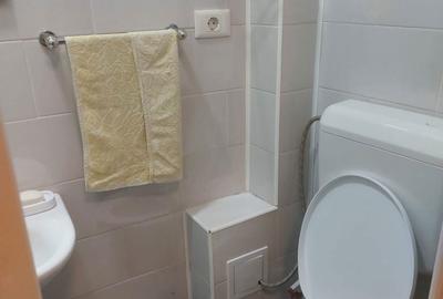 Garsonieră nedecomandată în Traian - 2