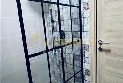 Apartament cu 2 camere decomandat în Central - 2