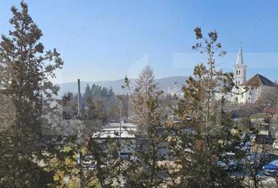 Apartament cu 4 camere semidecomandat în Simeria - 3