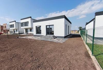 Casa 3 Camere, Curte Generoasa, Dotari Premium - 2