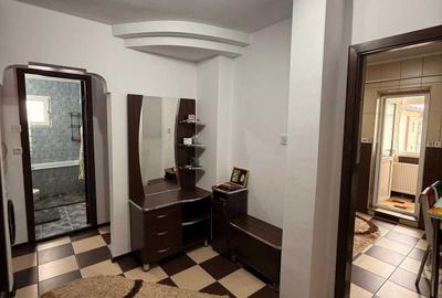 Apartament cu 2 camere decomandat în Central - 2