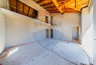 Casa / Vila de vanzare la rosu Livada - 6