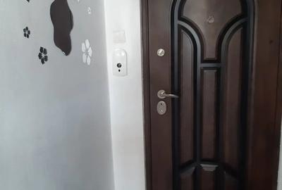 Garsonieră decomandată, mobilată în Astra - 8