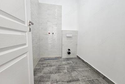 Casă cu 3 camere în Dumbrăvița