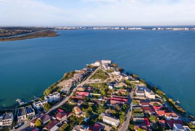 Vila de vanzare pe malul Lacului Orasului Ovidiu/Constanta - 2