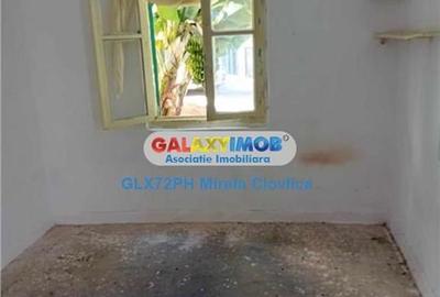 Casă cu 4 camere cu Teren 28 Mp în Capitale - 2
