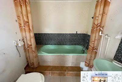 Casă cu 6 camere cu Teren 294 Mp în Central - 3