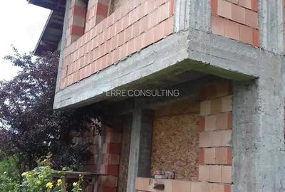 Casa situata in carttierul rezidential Domnesti - 2