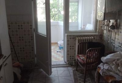 Apartament cu 2 camere decomandat în Călărași - 3