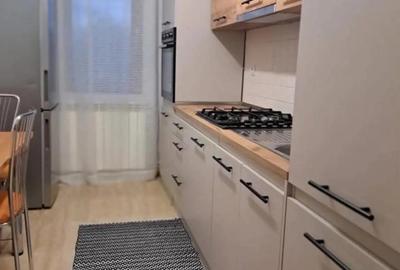 Inchiriez camera in apartament - 1