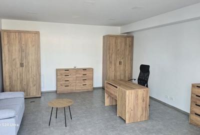 Spațiu comercial, de 40 mp, în Central - 1