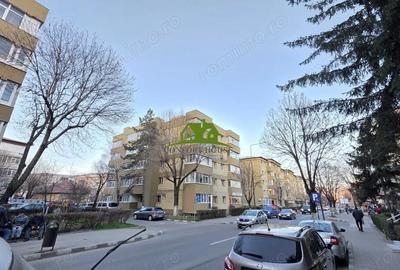 Apartament cu 2 camere decomandat în Cartierul Nord