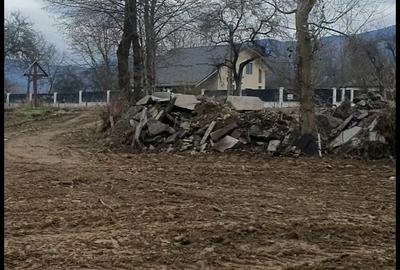 Teren de 3200 mp, în Recea - 2