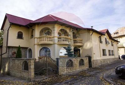 Casa / Vila cu 14 camere de vanzare in zona Centrala - 20