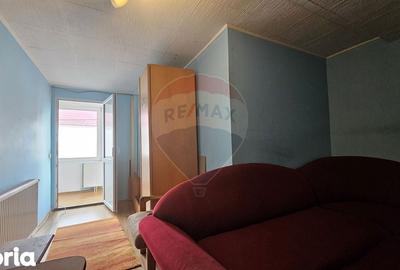 Casă cu 4 camere în Sânpetru - 2