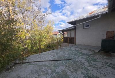 Casa vacanta zona colinara la 5 minute de municipiul Targoviste - 9