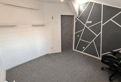 Apartament cu 3 camere decomandat în Est - 4