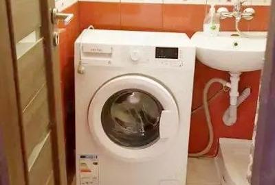 Garsonieră semidecomandată în Olimpia-Stadion - 2