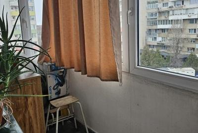 Apartament cu 3 camere semidecomandat în 1 Mai - 8